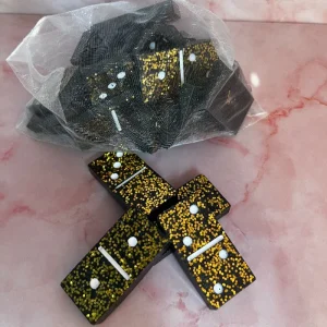DOMINO NOIR ET PAILLETTE DOREE