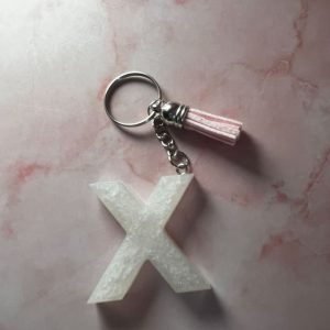 PORTE CLE X BLANC EN RESINE EPOXY